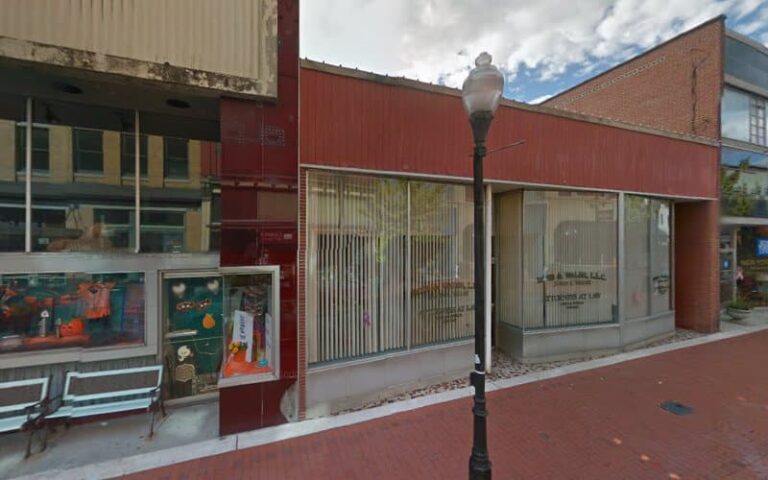 367859 robb walsh llc 768x480