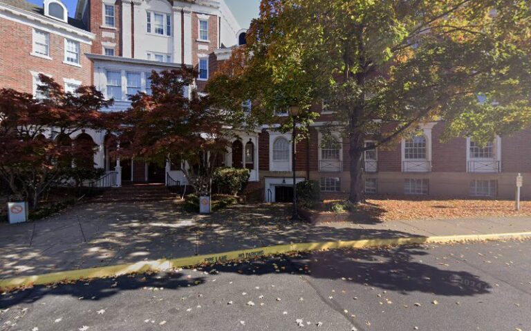 368259 robert b. easterling attorney at law 768x480