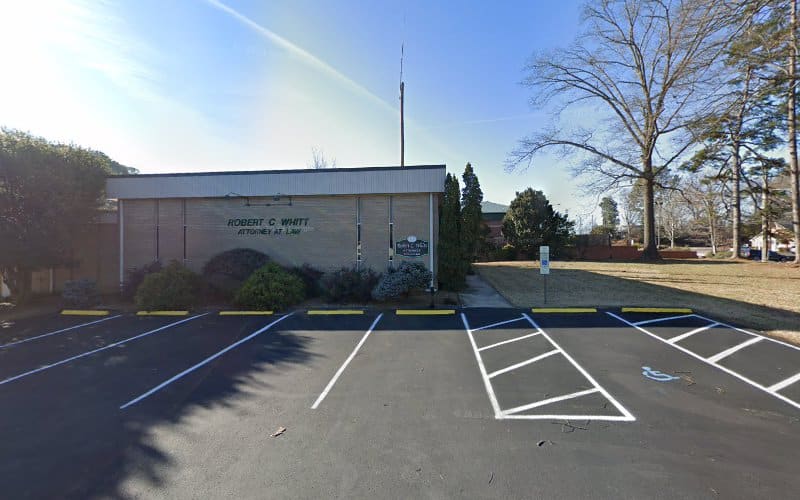 368382 robert c whitt law office