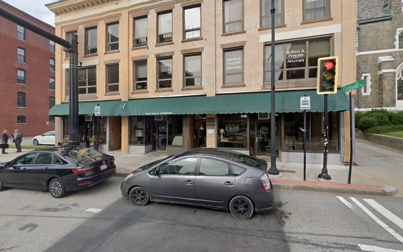 369090 robert j iacovelli law office