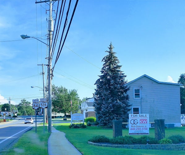 369792 robert n. farinacci