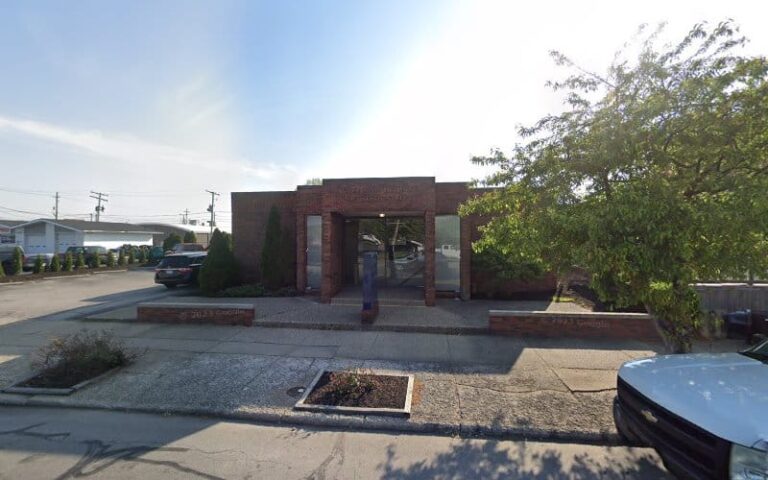 369895 robert p. hamilton 768x480