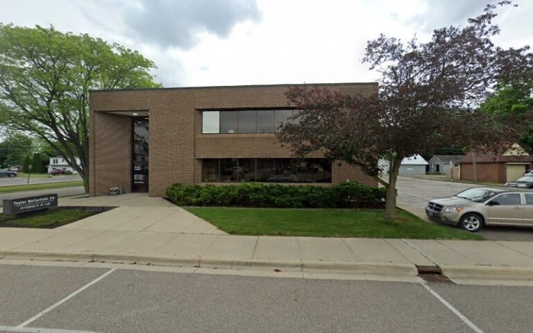 370403 robert w. thomas attorney at law 768x480