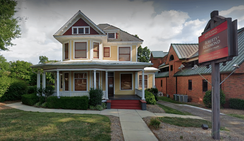 370527 roberts richmond pa
