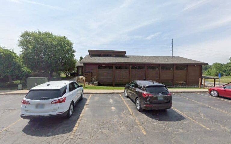 370666 roberts rebecca a 768x480