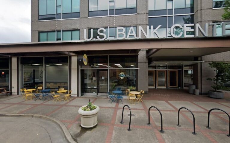 370672 roberts rohn m 768x480