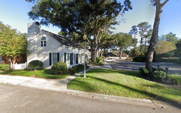 370682 roberts tate llc 768x480