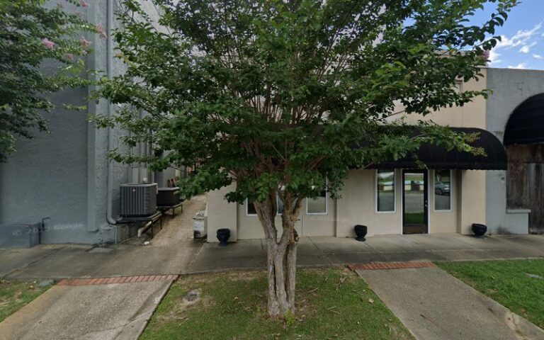 370700 roberts roberts roberts law firm 768x480