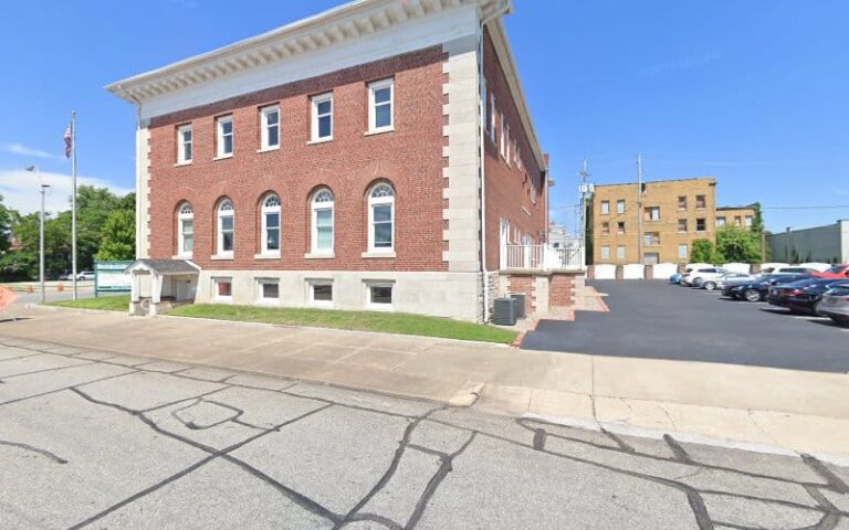 370792 robertson malcolm l 768x480