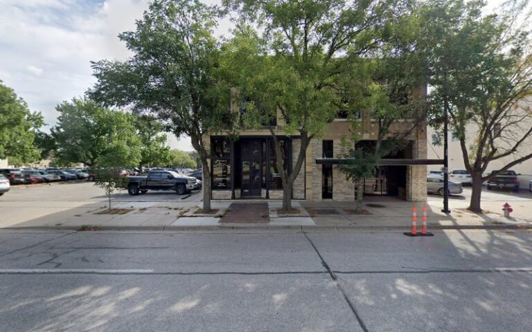 371079 robinson craig g 768x480