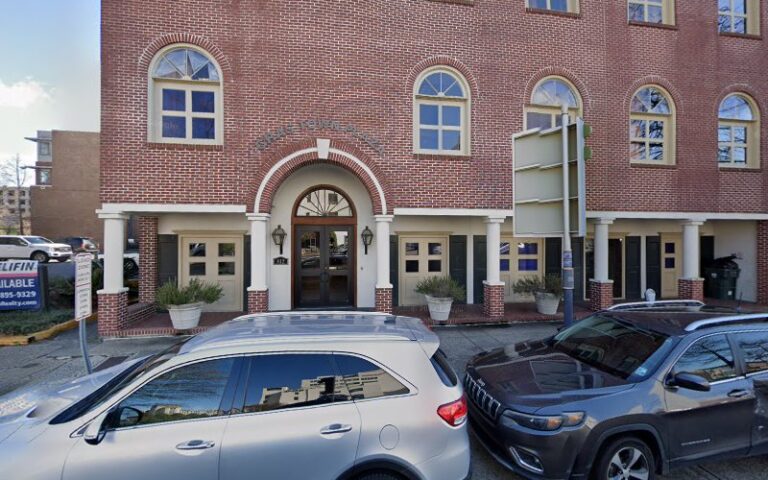 371199 robinson mark 768x480