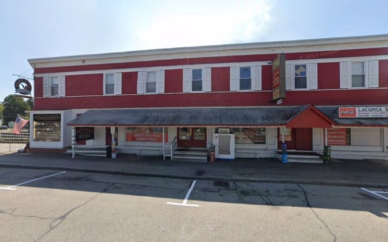 371461 rock suzanne 768x480