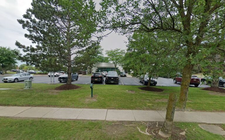 372092 roger b. simon 768x480