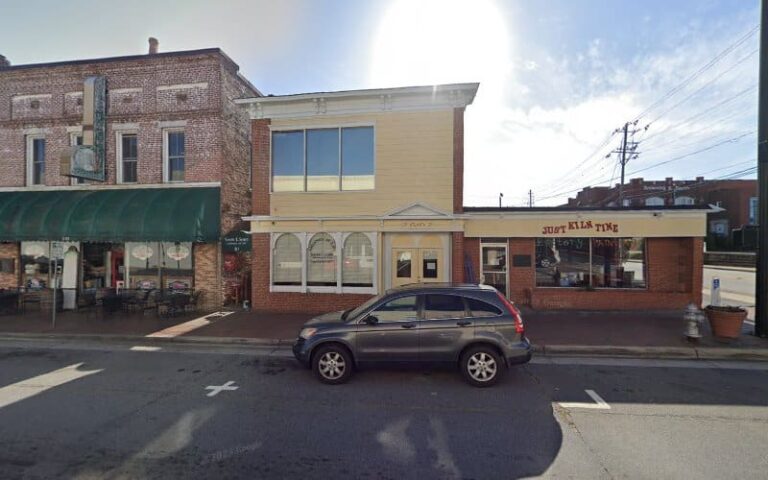 372113 roger curry pc 768x480