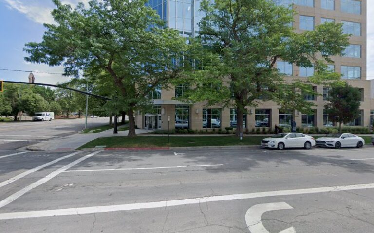 372121 roger d. henriksen 768x480