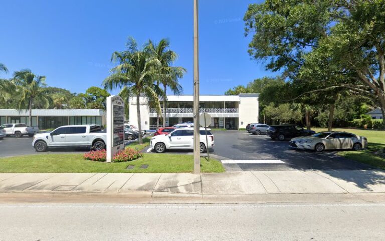 372227 roger w lajoie law office 768x480