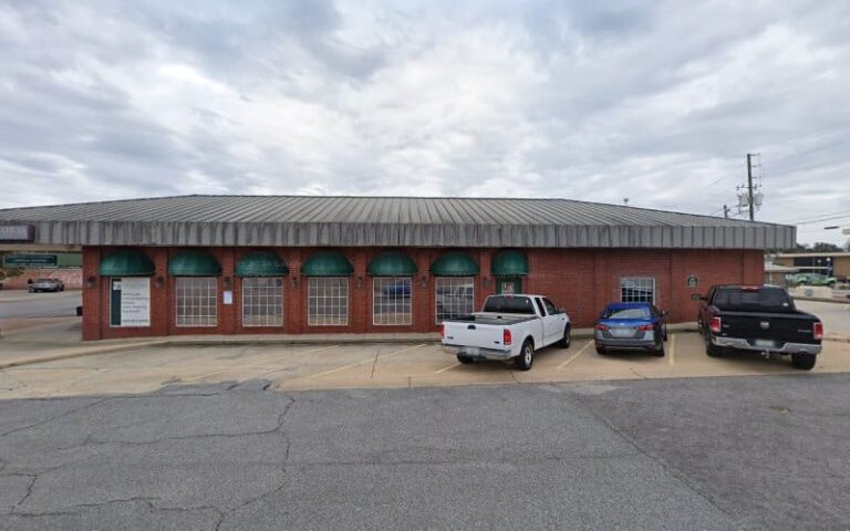 372293 rogers ashley 768x480