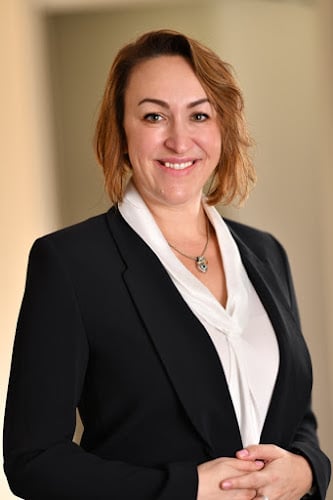 372532 roife law group