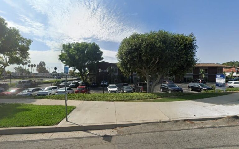 372905 romney brent f 768x480