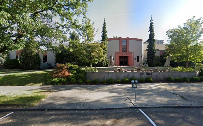 373888 rose scott 768x480