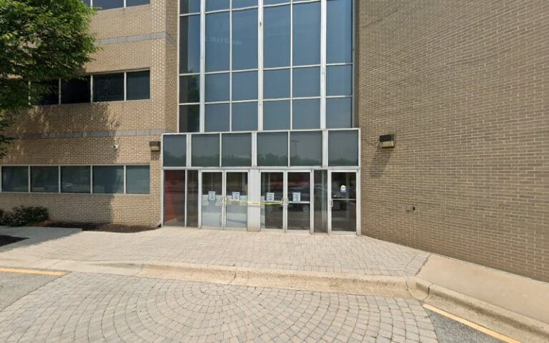 373952 roseman kenneth m 768x480