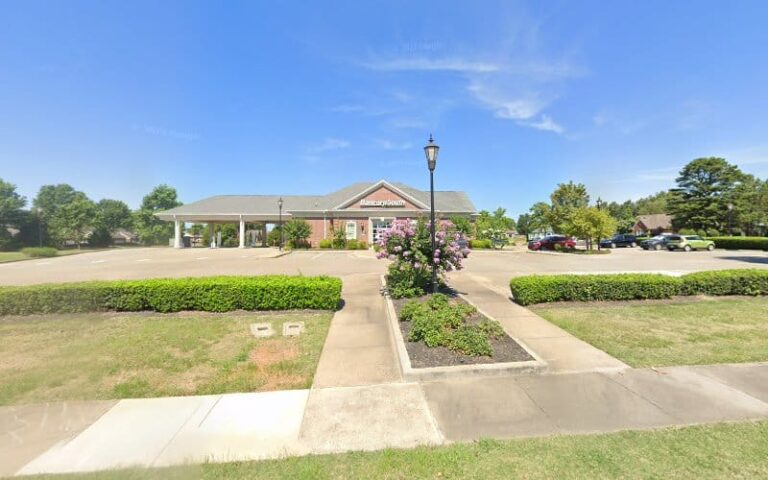 374535 ross beth 768x480