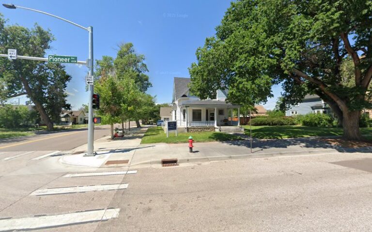 374697 ross ross santini llc 768x480
