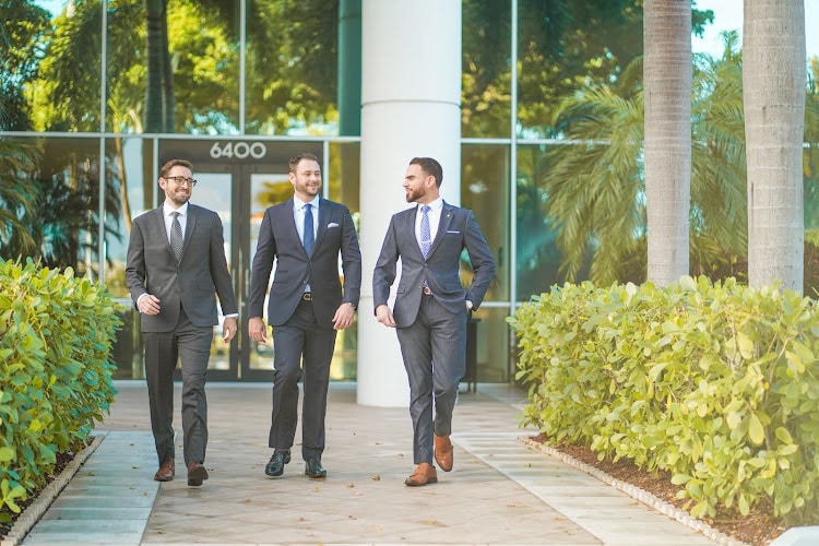 374713 rossen law firm