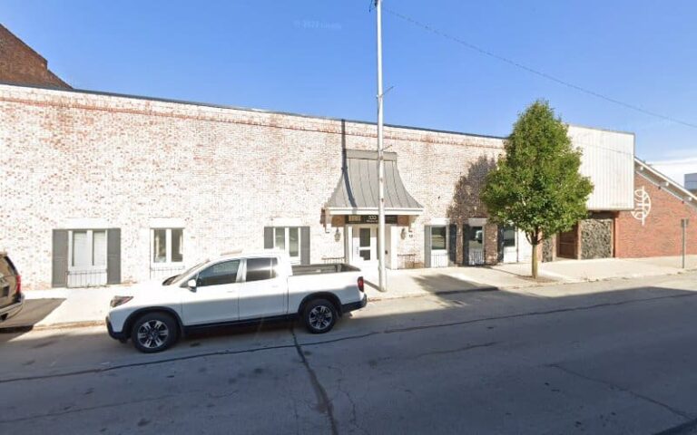 374933 roth mathew j 768x480