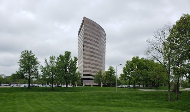 375655 rs law 768x452