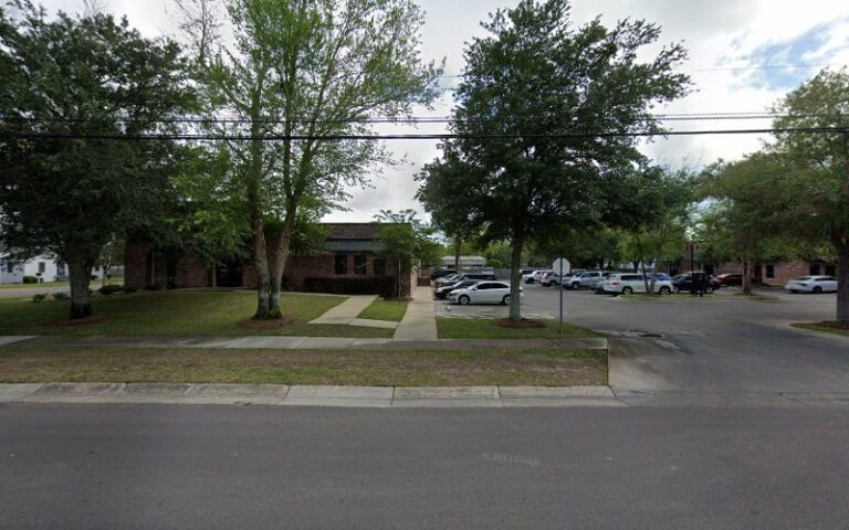 376609 rushing robert s 768x480