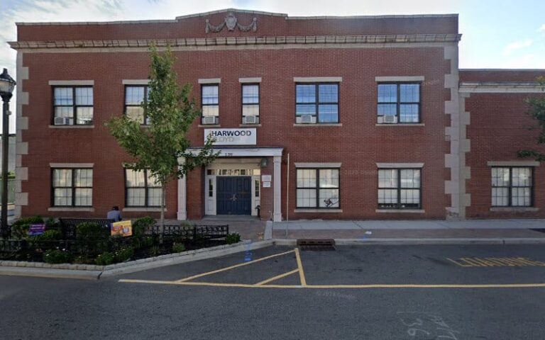 377673 ryan richard j 768x480