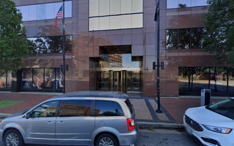 378240 sacks sacks 768x480