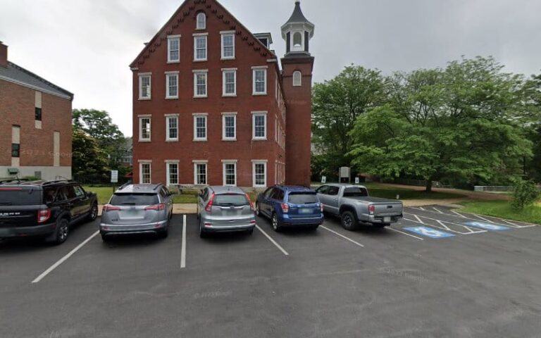 378448 saffan grill jeanne 768x480