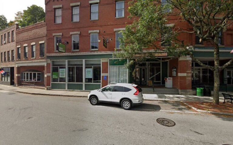 379015 salmon nostrand 768x480