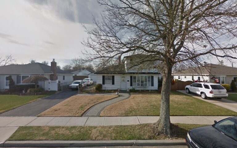 379429 samenga loretta f 768x480