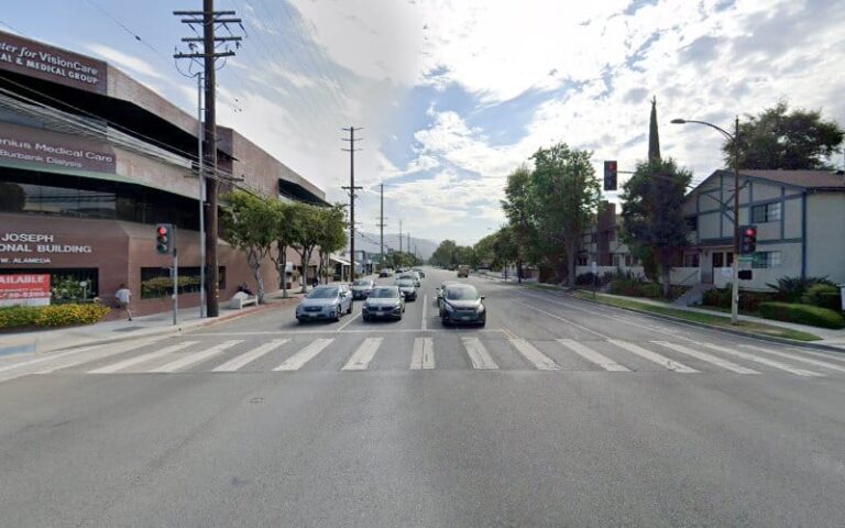 379948 san fernando valley low cost bankrutpcy center 768x480