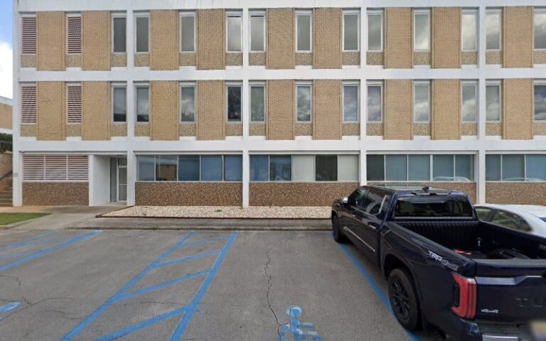 381071 sara senesac divorce and family law 768x480