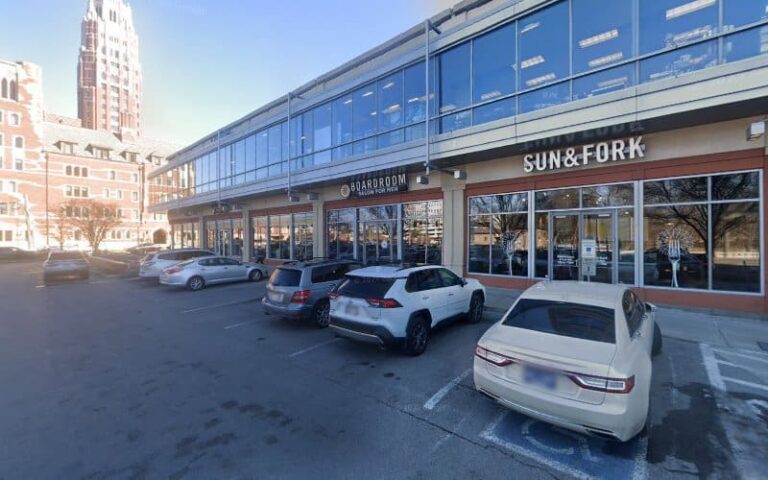 382498 schelling douglas w 768x480