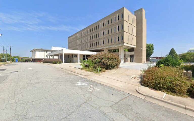 383050 schmidly j brooke 768x480