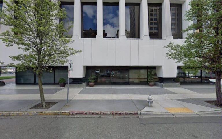 384876 scott d. winship 768x480