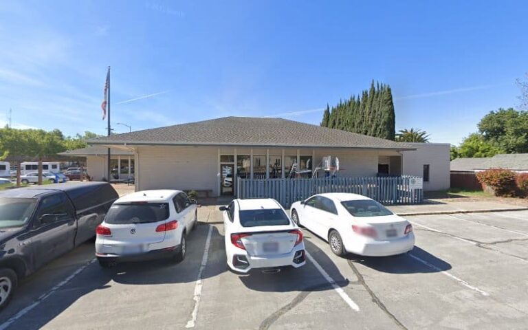 386973 senior citizens legal services 768x480