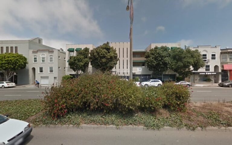 387668 seville briggs 768x480