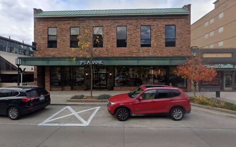 389218 shawn the law 768x480