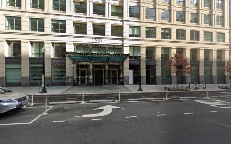 389561 sheila slocum hollis 768x480