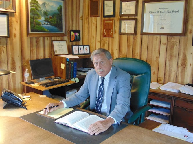 389587 shek law offices