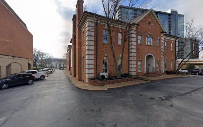 389778 shelton brian 768x480