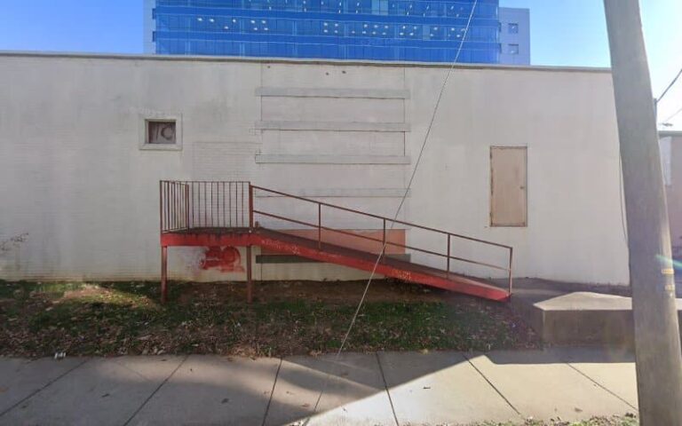 389780 shelton brian 768x480