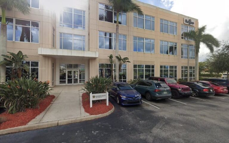 390801 shmucher law pl 768x480