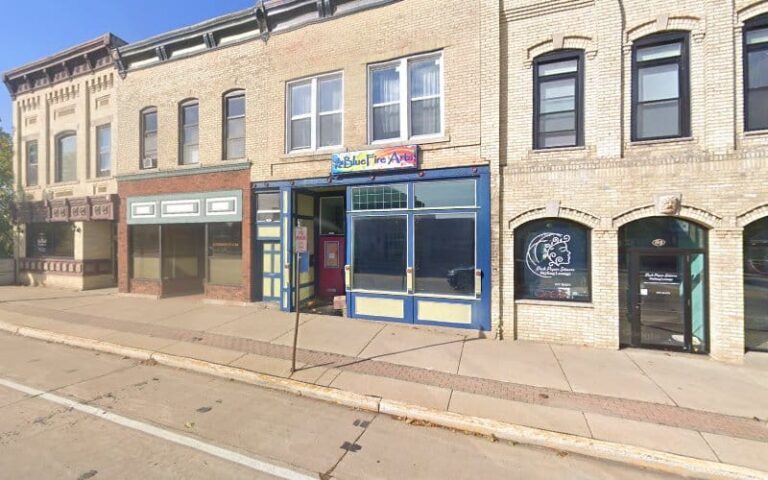 390974 short john h 768x480